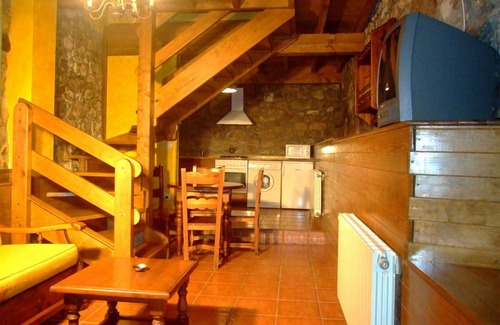 Soba Ski Chalet | Las Casucas de Asón - Casa Rural 4 dormitorios