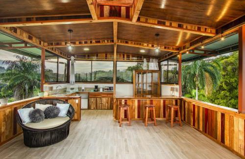 Drake Bay Cabin | Las Cotingas Ocean View