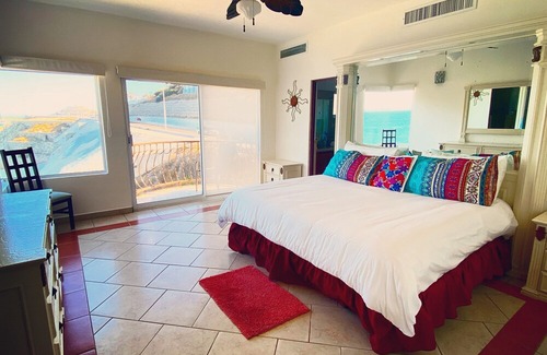 San Jose del Cabo Condo | *Las Olas Condominiums B505 BEACHFRONT Sub-Penthouse, Best Surf Views *3Bd/2Bth