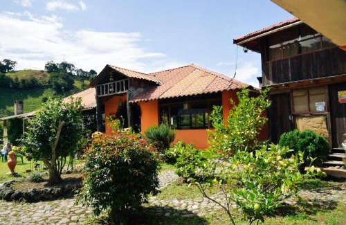 Banos de Agua Santa Bed & Breakfast | Las Orquídeas Runtun