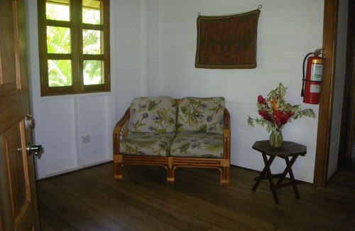 Bocas del Toro Bed & Breakfast | Las Palmas Casita at Bluff Beach Retreat in Bocas del Toro