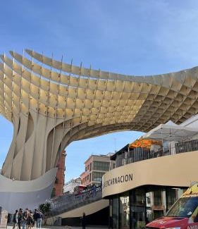 Encarnacion-Regina Apartment | LAS SETAS