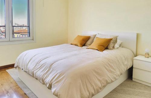 San Pablo Apartment | Las Vistas del Casco by Alogest