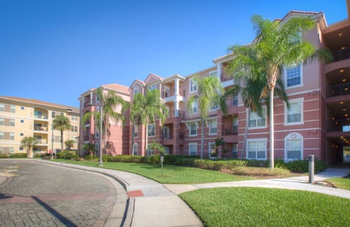 Florida Central Atlantic Coast Apartment | Last Minute Disney Getaway! Luxury Condo with Private Balcony. Book Now! #39224