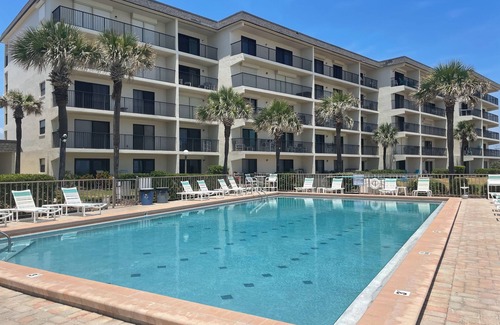Glenwood Condo | Last Minute Special for August with Million Dollar Views!