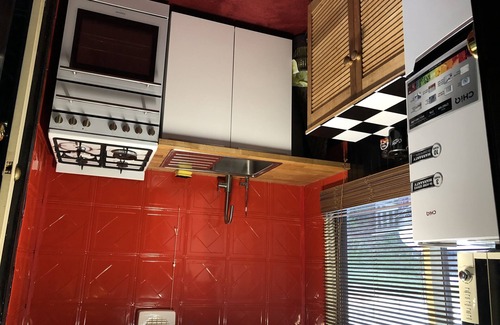Wallaroo Bed & Breakfast | Last Stop Ambledown Brook Train Carriage XBS 2162
