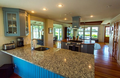 West Falmouth House | Last Weeks Summer 2026 – Waterfront Available!