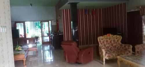 Songgom House | Latar Amba Guest House