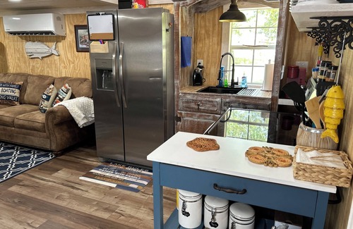 Leesburg Cabin | Late summer get-a-way! Mountains and Weiss Lake!