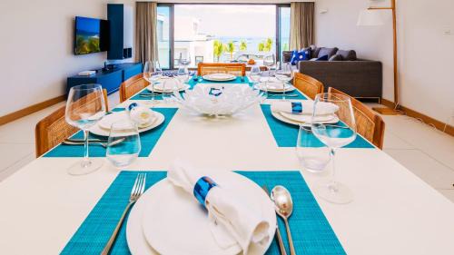 Black River Apartment | Latitude By Horizon Holidays