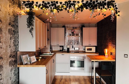 Birmingham City Centre Apartment | Latitude Chinatown City Centre Stay