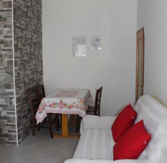 Spadici Apartment | Laura's Apartment