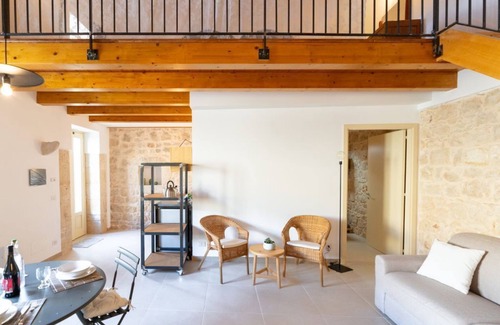 Modica House | Laurel - open space in the Hyblean countryside - Holiday Home CIR: 19088006B401426