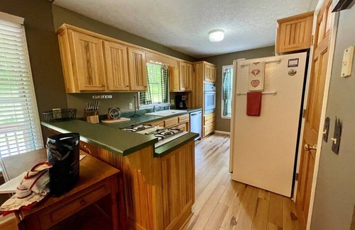 Peak Creek House | Laurel Winds - Laurel Springs, NC