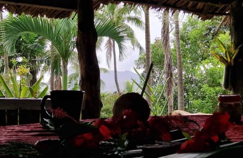 Tanna Island House | Lava View Bungalows
