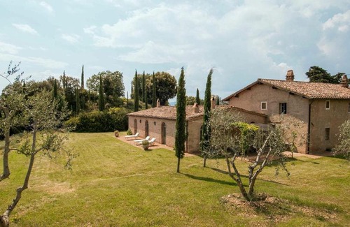 Camigliano Villa | Lavacchio 16 by Salogi Villas