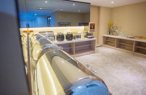 Zhangdian District Hotel | Lavande Hotel (Zibo Beijing Road Huaqiao Building Branch)