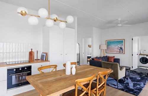 Cessnock Cottage | Lavender Cottage - Minutes to Wineries