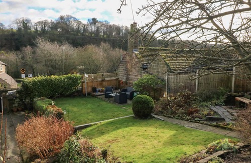 Milford Cottage | LAVENDER COTTAGE, pet friendly, character holiday cottage in Duffield