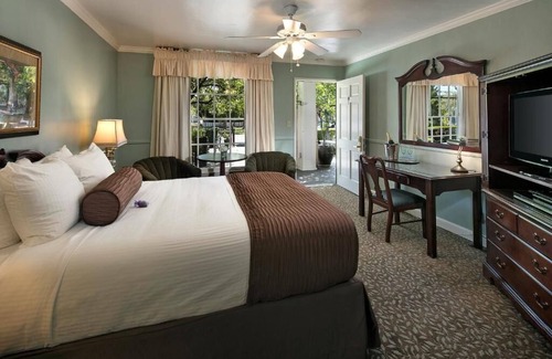 West Beach Hotel | Lavender Inn by the Sea