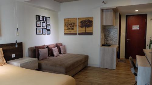 Mlati Apartment | Lavenderbnb Room 1 at Mataram City