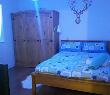 Milton Keynes House | Lavi's house-East Milton Keynes