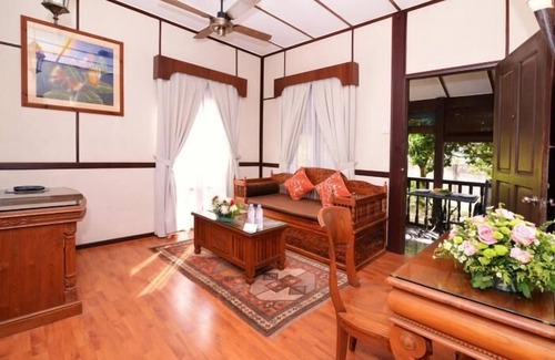 Cherating Hotel | Lavilla By Holiday Villa Cherating