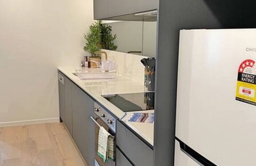 Reid Apartment | Lavish & Oversized 1 Bd 1Bth - Centre of the CBD