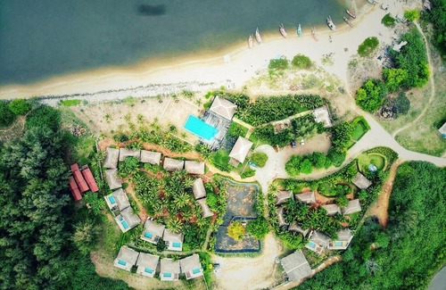 Pak Nam Pran Resort | Lawana Escape