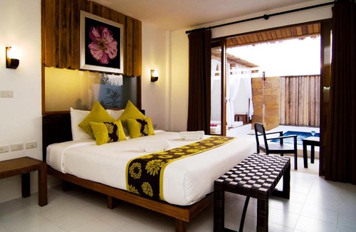 Pak Nam Pran Resort | Lawana Escape