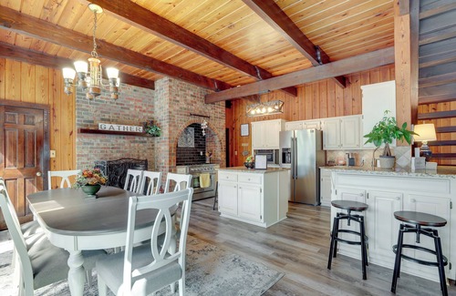 Lawrenceville Cottage | Lawrenceville Gem w/Boat Dock on Private Lake!