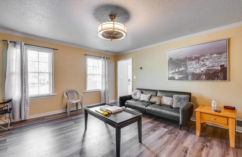 Lawrenceville House | Lawrenceville Home about 35 Mi to Downtown Atlanta!