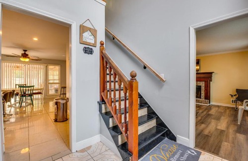 Lawrenceville House | Lawrenceville Home about 35 Mi to Downtown Atlanta!
