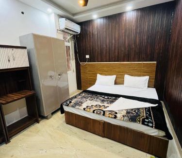 Delhi House | Laxmi Inn Guest House