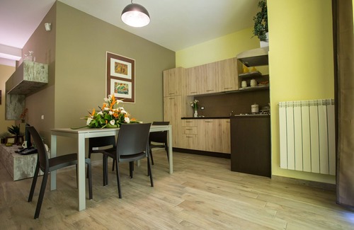 Viterbo House | Lazio, Viterbo, Holiday House with swimming pool and A. C. at 1 km. from the historical center