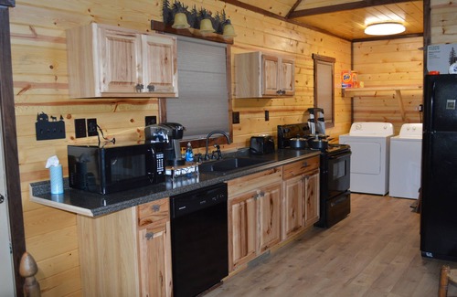 Luray Cabin | Lazy Bear Lodge VA :)