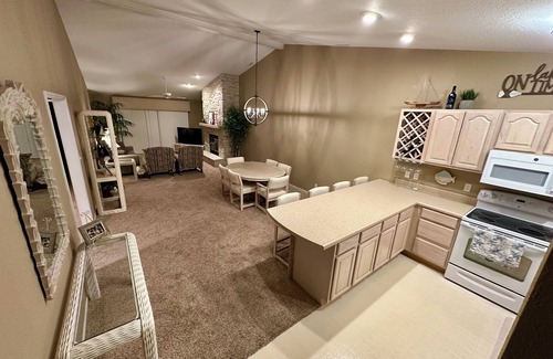 Osage Beach Condo | Lazy Days, 3-bedroom, family-friendly condo in the heart of Lake of the Ozarks!