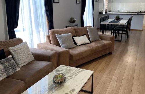 Victor Harbor House | Lazy Days Cottage - Victor Harbor