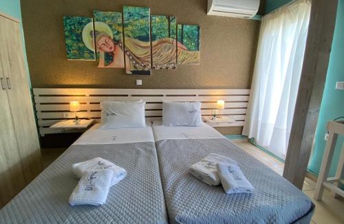 Nea Karvali Bed & Breakfast | Lazy Lizard