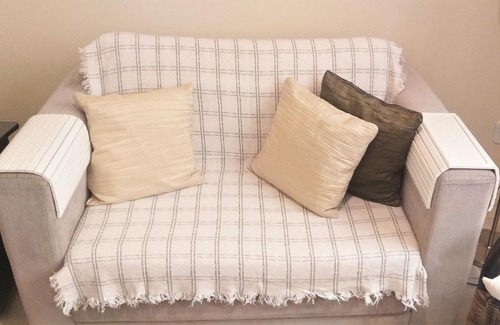 Leblon Apartment | LB206 - Quarto e sala reformado e silencioso no Leblon