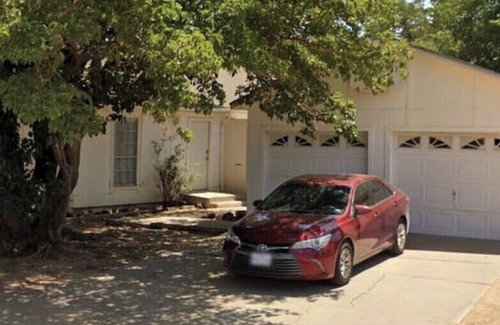 Lubbock House | ★LBK Lake-View Property★3BR/2BA★S LBK/S Loop 289