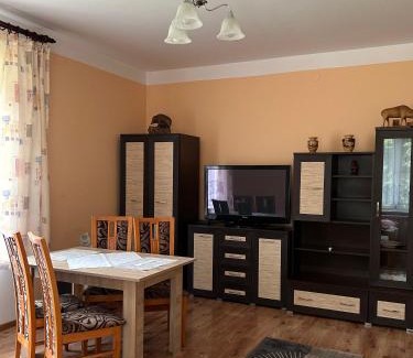 Skala House | Leśniewscy - Pokoje Gościnne