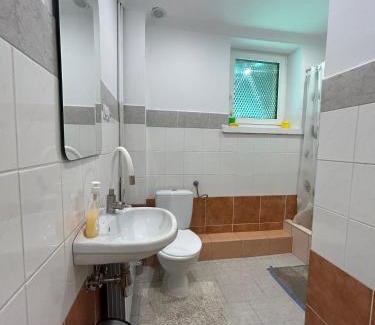 Skala House | Leśniewscy - Pokoje Gościnne