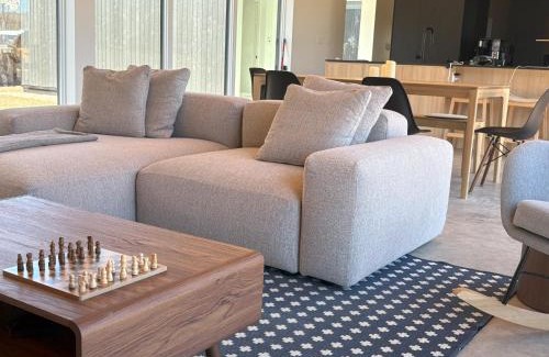 La Conception Ski Chalet | Le Ürban- Chalet avec Terrasse Spa BBQ vue Montagnes-près de Tremblant- nouveau