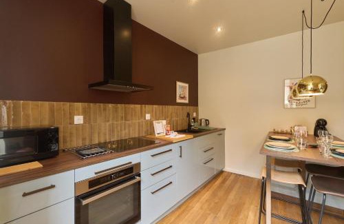 Nevers Apartment | Le 10Cath Centre historique Nevers by Primoconciergerie