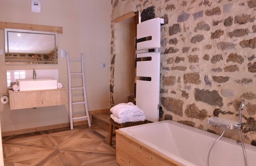 Langeac Hotel | Le 19 - Suite LaFayette 70m2 | Centre Historique | Clim