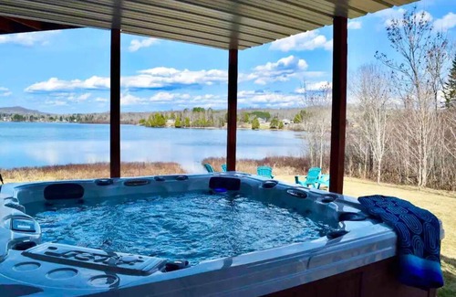 Lac-Saint-Paul Ski Chalet | Le 277 - ZeNature/Lac Navigable (pets welcome)