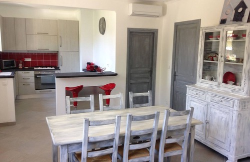 La Trinite Villa | LE 43 - Nice, quiet house with fenced garden, in the center of La Trinité
