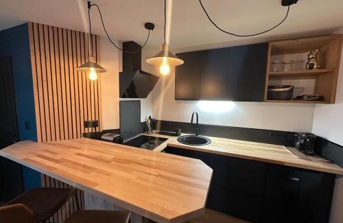 Montargis Apartment | Le 9e