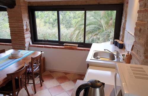Reynes House | Le Bac: peaceful gîte in the heart of nature with panoramic view and swimming pool